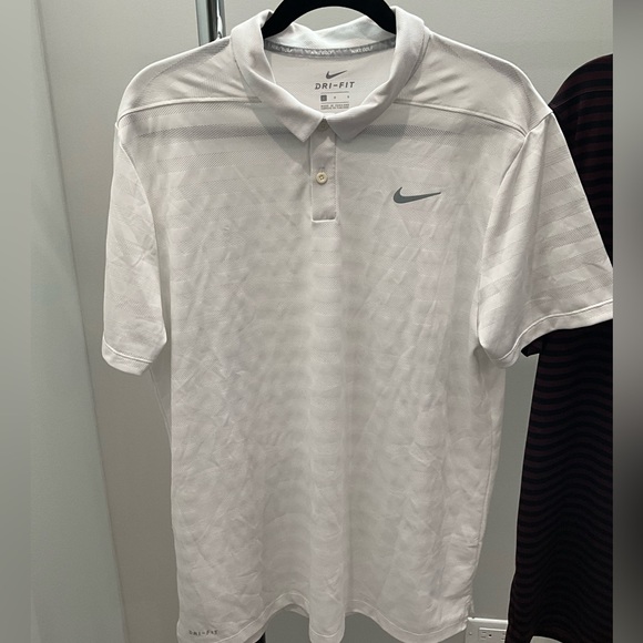 NIKE GOLF POLO LOT - Picture 3 of 5